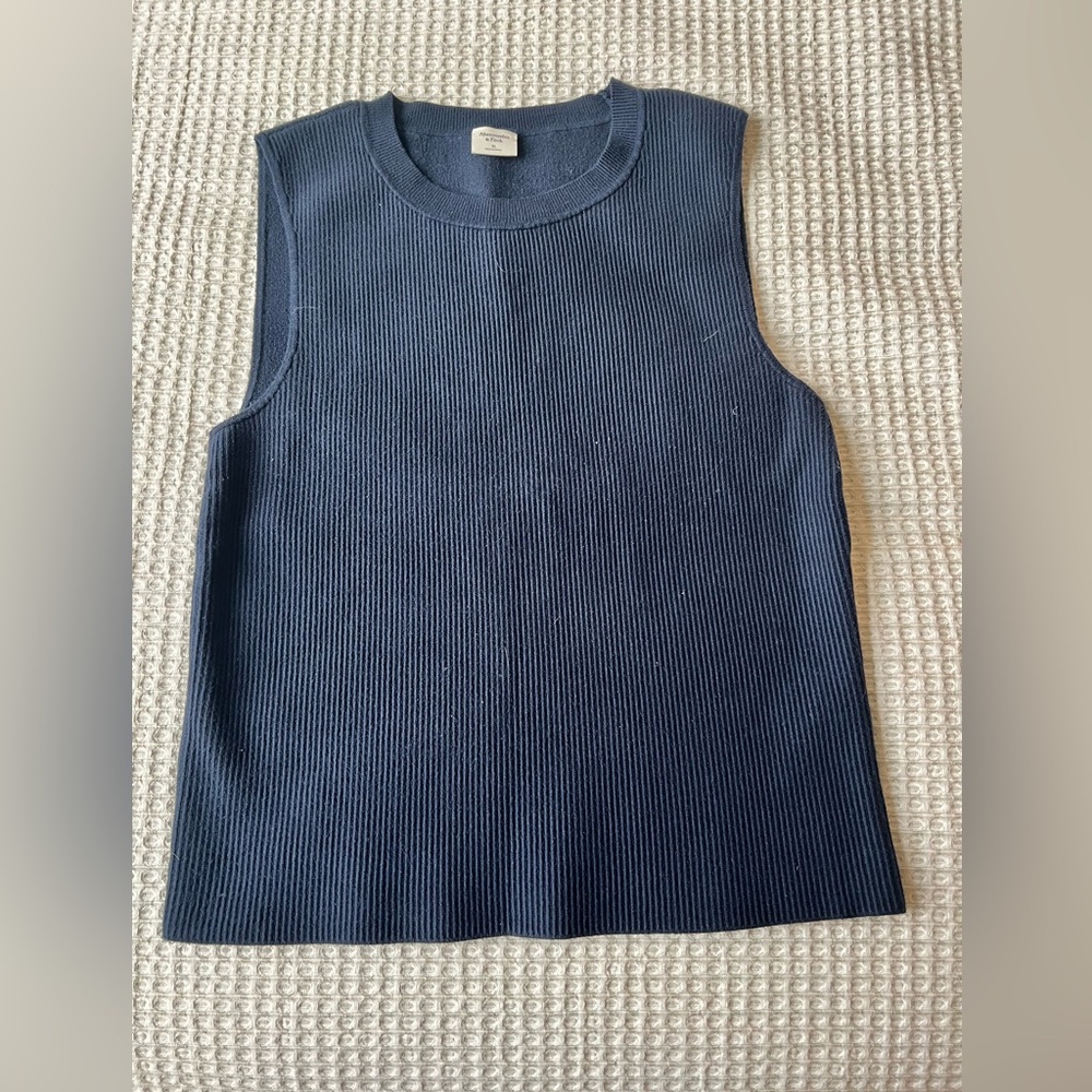 Abercrombie & Fitch Navy Knit Sweater